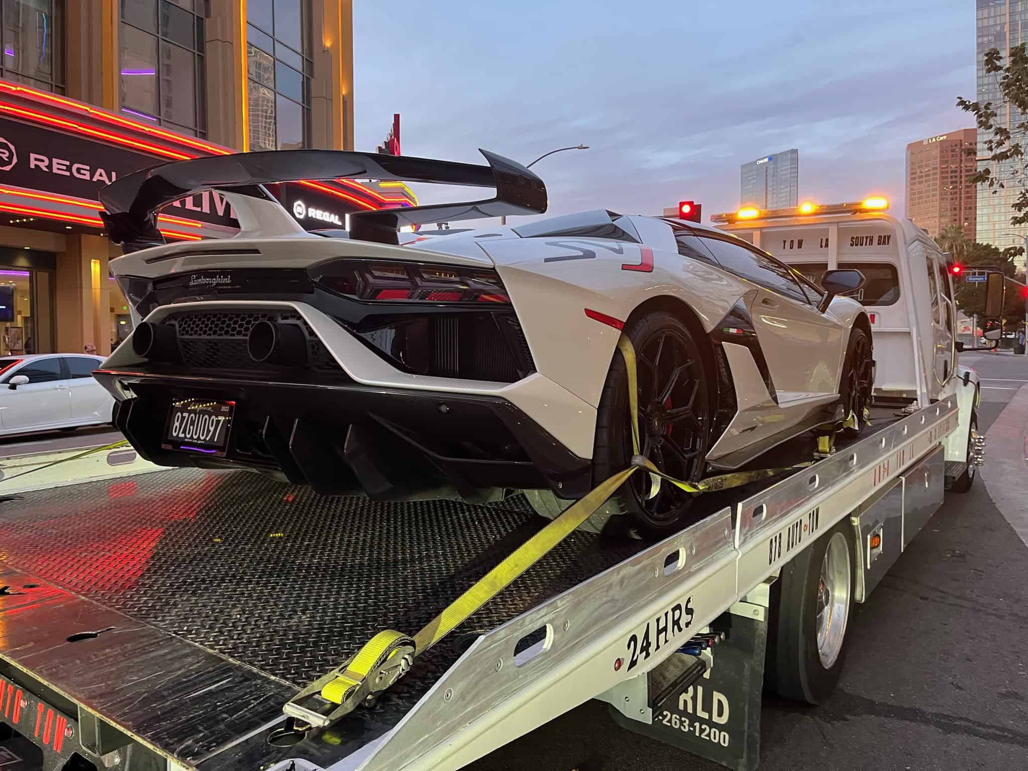 El Camino Village Auto Transport service