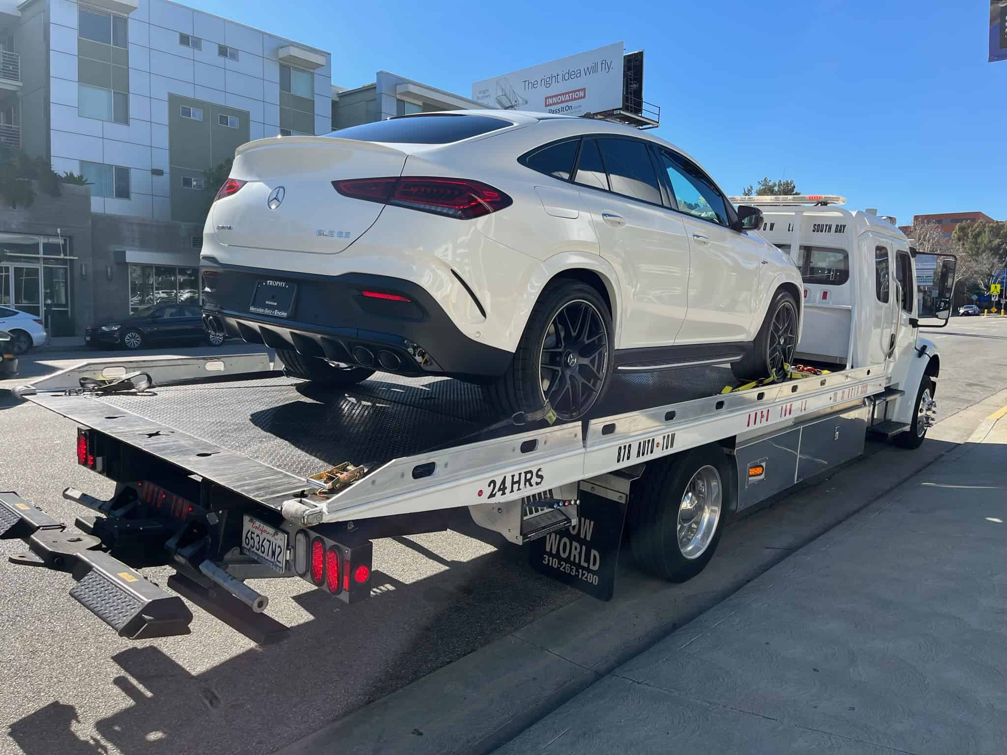 Tow truck Los Angeles